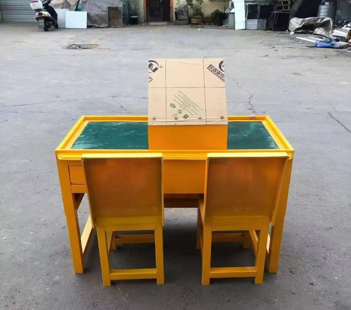 邗江防静电导通桌井下煤矿火工品发放桌：危险品流转的安全守护者